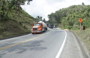 Expertos franceses plantean acciones para mejorar la seguridad vial