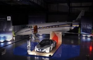Autogermana entrega el primer BMW i8 en Colombia