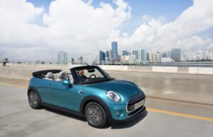 Siempre del lado soleado: el nuevo MINI CABRIO