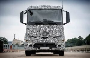 Mercedes Benz presenta el primer camión totalmente eléctrico para las operaciones de distribución de carga pesada