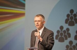 Por primera vez en Colombia Carlos Tavares, Presidente ejecutivo de PSA