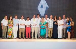 La Fundación Renault reconoce el apoyo de sus concesionarios y proveedores a la educación superior