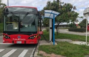 Primer articulado 100 % eléctrico ya rueda por el sistema Transmilenio