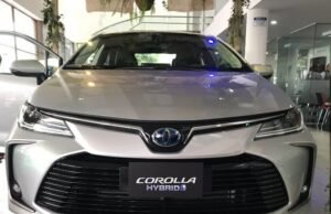 Corolla híbrido inicia con pie derecho en ventas