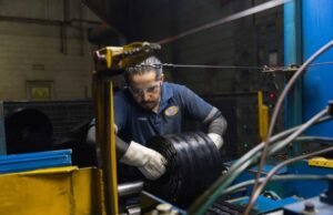 5 beneficios del reencauche de llantas de camión