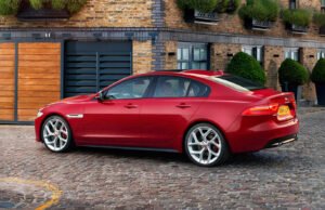 Jaguar XE sedán deportivo en Colombia