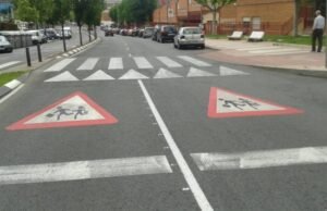 La importancia de respetar los límites de velocidad en zonas escolares y residenciales