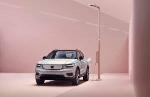 Volvo Cars lanza el totalmente eléctrico Volvo XC40 Recharge