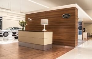 Jaguar Land Rover inaugura lujoso concesionario en Bogotá