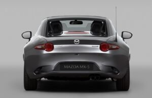 Kia K3 y EV5: Reconocidos como los mejores vehículos del año por la FIPA