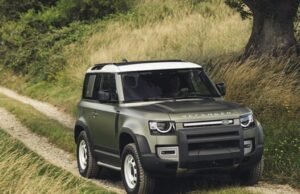 Land Rover presenta la renovación de su icónico 4×4 Defender en el Salón de Frankfurt