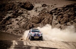 Nissan muestra cómo adaptada la pickup Frontier para el Rally Dakar