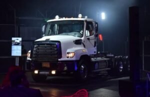 El sueño americano llega a Colombia con el lanzamiento de los nuevos tractocamiones de Freightliner