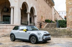 Uno de cada cuatro vehículos eléctricos que se vende en Colombia es Mini Cooper SE.