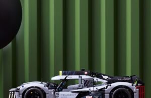 Comienza la cuenta atrás: el nuevo LEGO® Technic™ Peugeot 9X8 rinde homenaje al hypercar híbrido antes de su debut en Le Mans