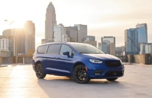 Chrysler Pacifica 2021 es nombrada TOP SAFETY PICK+ por la IIHS