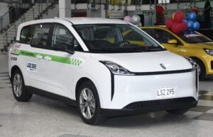 Taxis eléctricos: una solución viable para combatir la contaminación y reducir costos en Bogotá y Medellín