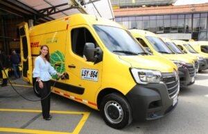 RENAULT ENTREGA LAS PRIMERAS UNIDADES DE MASTER E-TECH 100% ELÉCTRICA EN COLOMBIA