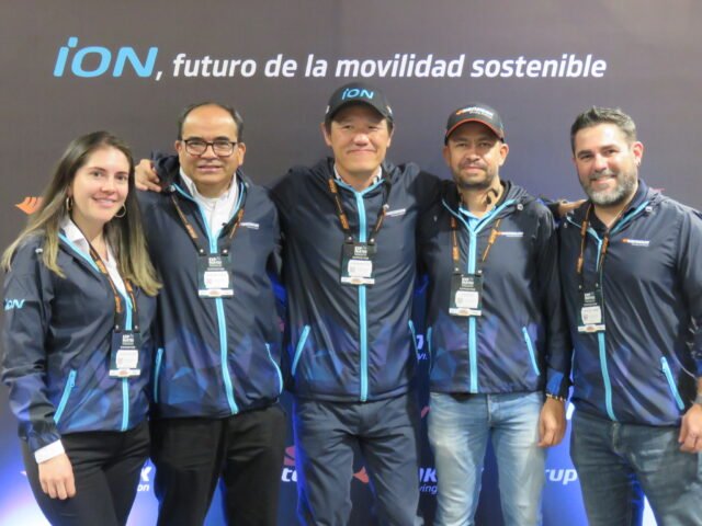 FOTO-EVENTO-DE-LANZAMIENTO-HANKOOK