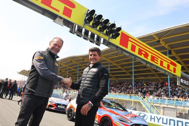 Georgio-Barbier-Pirelli-Gregorio-Lavilla-Dorna-1