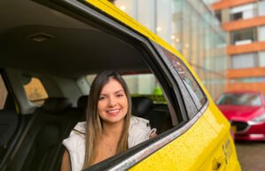Conozca cómo tomar un taxi autorizado en el aeropuerto
