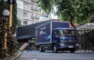 Caminhões e Ônibus hizo el lanzamiento del e-Delivery, el primer camión eléctrico de la marca