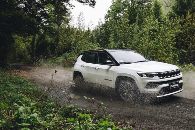 Jeep-Compass-2024-2