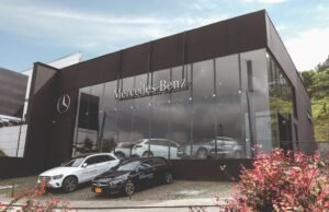 El Grupo Inchcape, como representante de Mercedes-Benz en Colombia, oficializa la adquisición de Automotores La Floresta por parte del grupo Motorysa