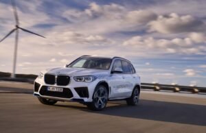 El Grupo BMW pone en circulación coches de hidrógeno: Lanzamiento de la flota piloto del BMW iX5 Hydrogen.