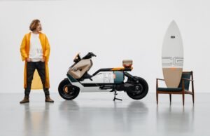 BMW Motorrad presenta el BMW CE 04 Vagabund Moto Concept