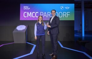 BMW Group produce muestras de celdas de batería en su Centro de Competencia de Manufactura de Celdas en Parsdorf Alemania