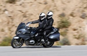 Viaje seguro en moto en esta semana santa