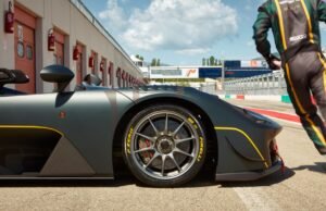 PIRELLI P ZERO SLICK Y DALLARA STRADALE EXP CONQUISTAN MUGELLO