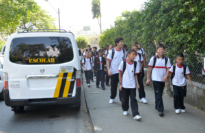 Atención a la ruta escolar de sus hijos
