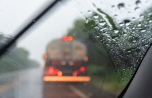 Prepare su vehículo para la temporada de lluvias, esto es lo que debes saber de los limpiaparabrisas