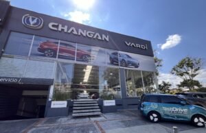 Grupo Empresarial Vardí impulsa la transformación de vitrinas Changan Auto, abriendo paso a la innovación en Colombia