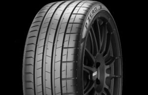 La revista EVO nombró a Pirelli P ZERO 2021 el mejor neumático de ultra alto rendimiento del año