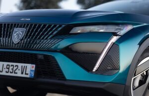 El nuevo Peugeot 408 ya ruge en nuestras carreteras
